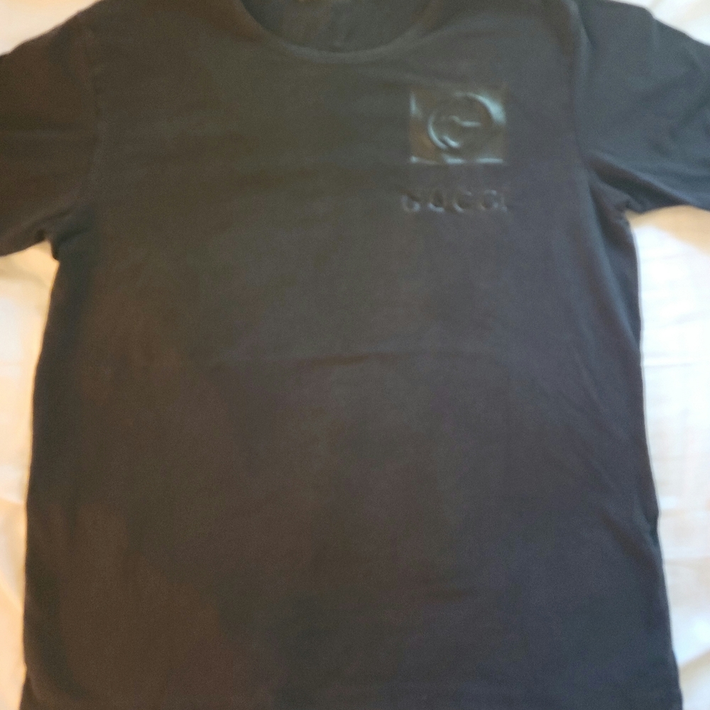 Womans Gucci t shirt